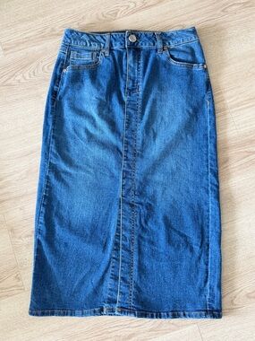 1822 Denim Dark Wash Denim Skirt